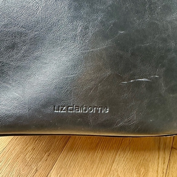 Vintage Liz Claiborne Black Leather crossbody Bag - Picture 7 of 10